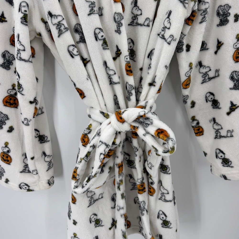 Peanuts Halloween Snoopy Woodstock Fleece Hooded Robe L/XL White Pumpkin Cozy - Picture 2 of 6